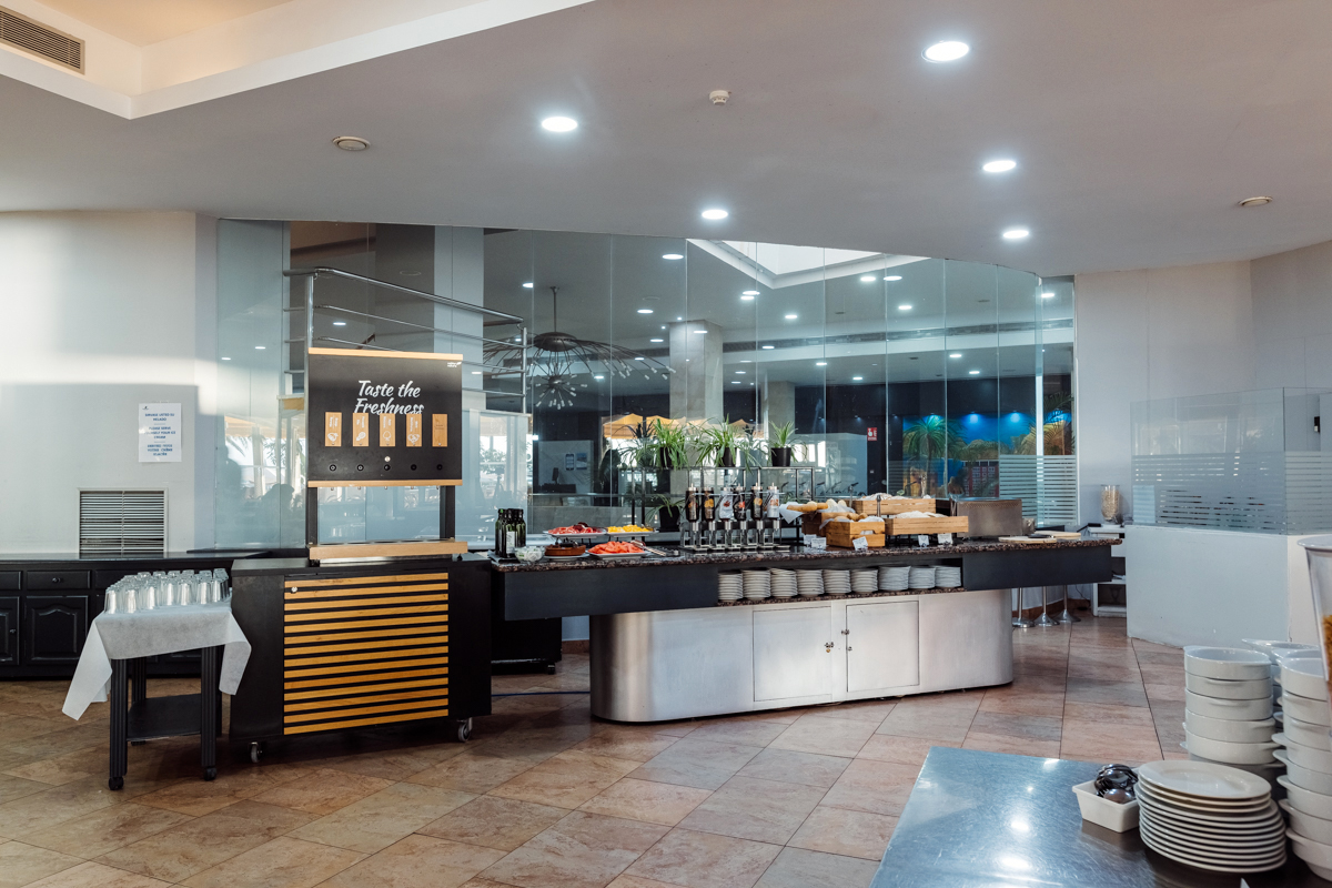 001_alta_senatoráguilas Buffet.jpg